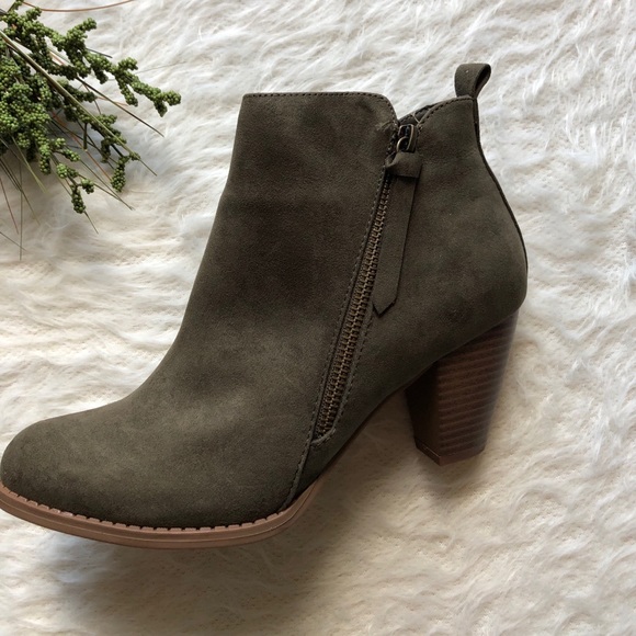 Holiday Sale! - Picture 3 of 5